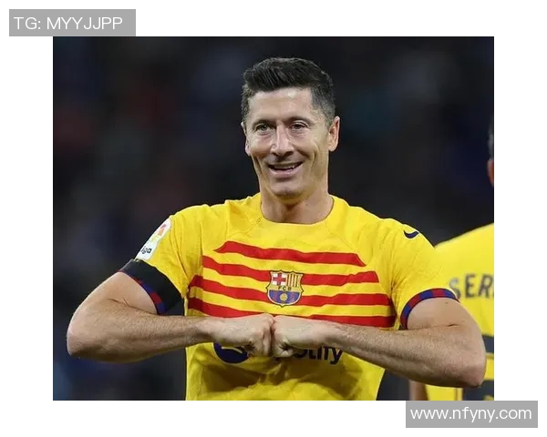 莱万表达留队愿望若续约失败将考虑退役选择